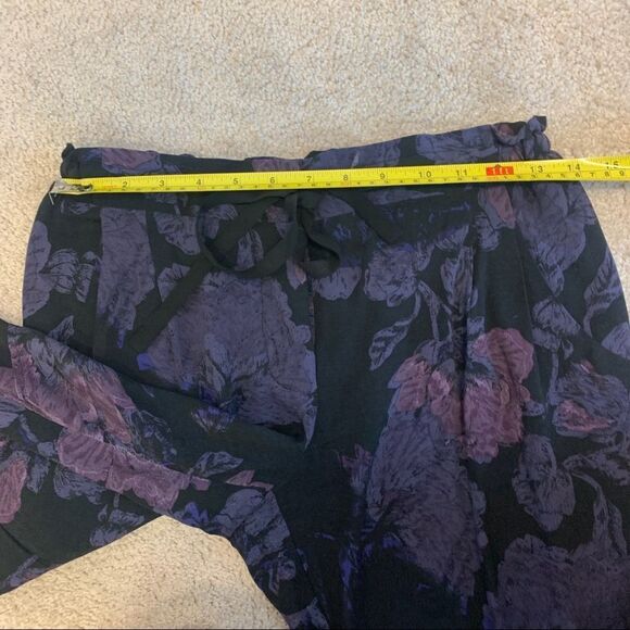 Aritzia Wilfred Marais floral pants black purple Sz S🔥 - Picture 8 of 12